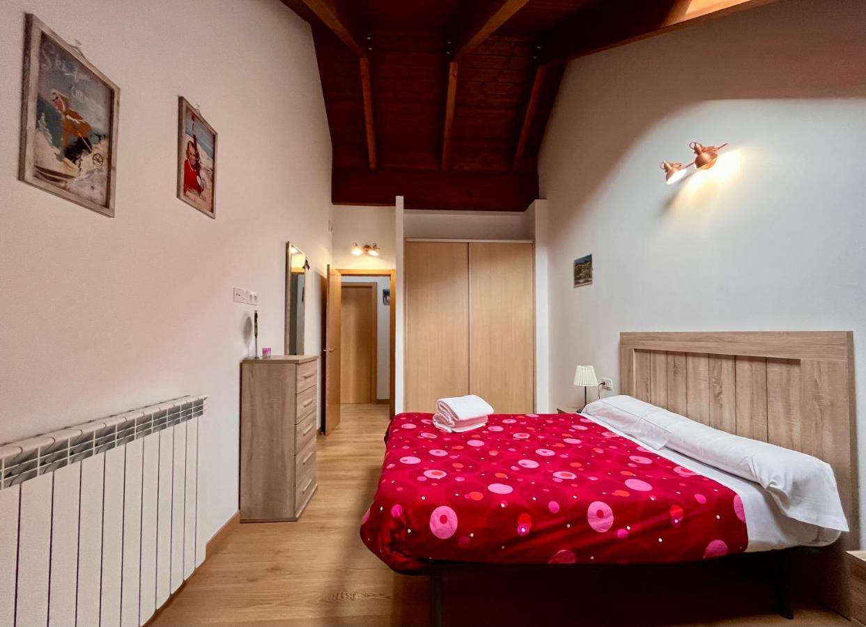 Bpirineos-Ardones Apartment Бенаск Екстериор снимка