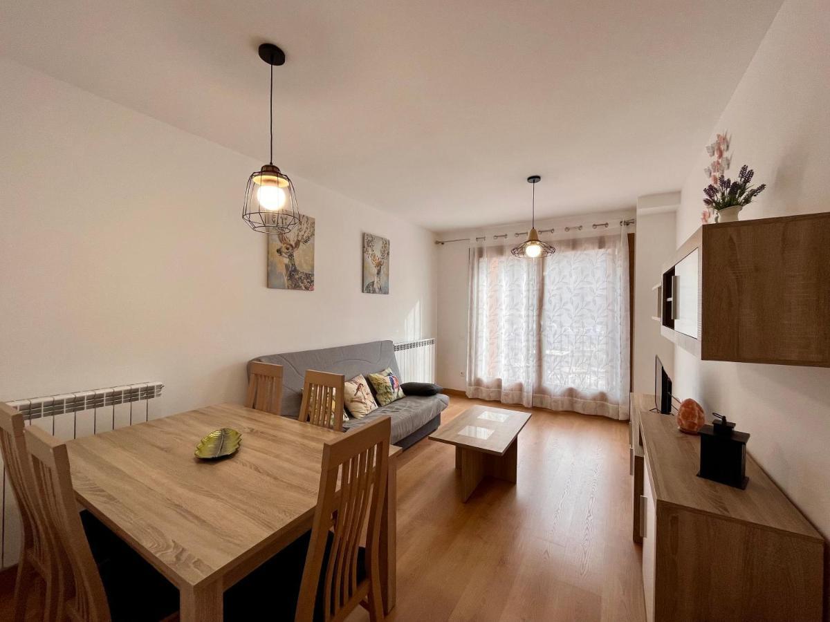 Bpirineos-Ardones Apartment Бенаск Екстериор снимка