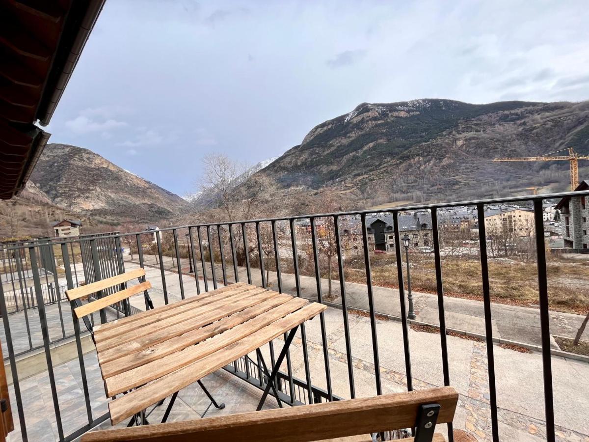 Bpirineos-Ardones Apartment Бенаск Екстериор снимка